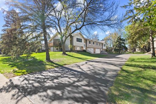 486 97th Lane NE, Minneapolis, MN 55434