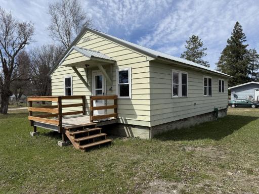 Photo for 412 4th Street NW, Big Falls, MN 56627 - listing #7072866 412 4th Street NW, Big Falls, MN 56627