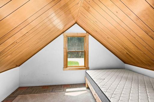 7 North Cloquet Road, Esko, MN 55733