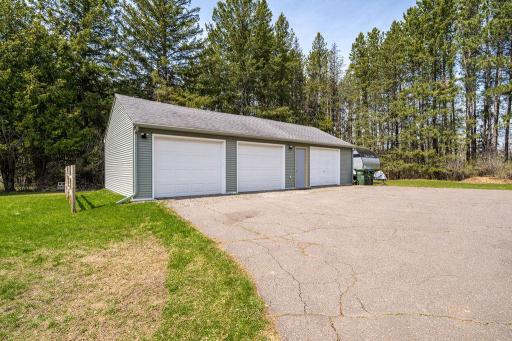 7 North Cloquet Road, Esko, MN 55733