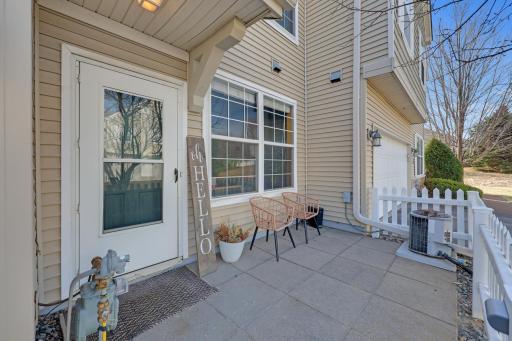 1940 Bluestem Lane, Shoreview, MN 55126