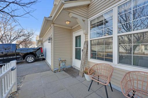 1940 Bluestem Lane, Shoreview, MN 55126