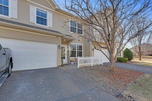 1940 Bluestem Lane, Shoreview, MN 55126