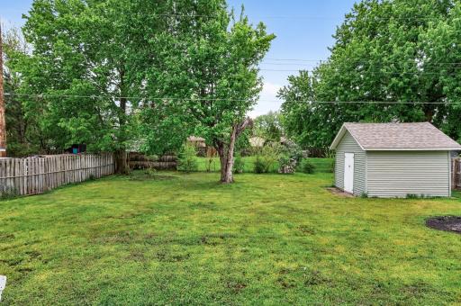 2041 Emerald Lane, Eagan, MN 55122