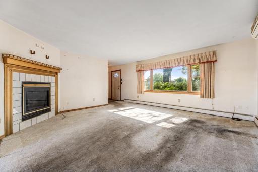 407 Hiawatha Boulevard, Winona, MN 55987