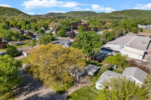407 Hiawatha Boulevard, Winona, MN 55987