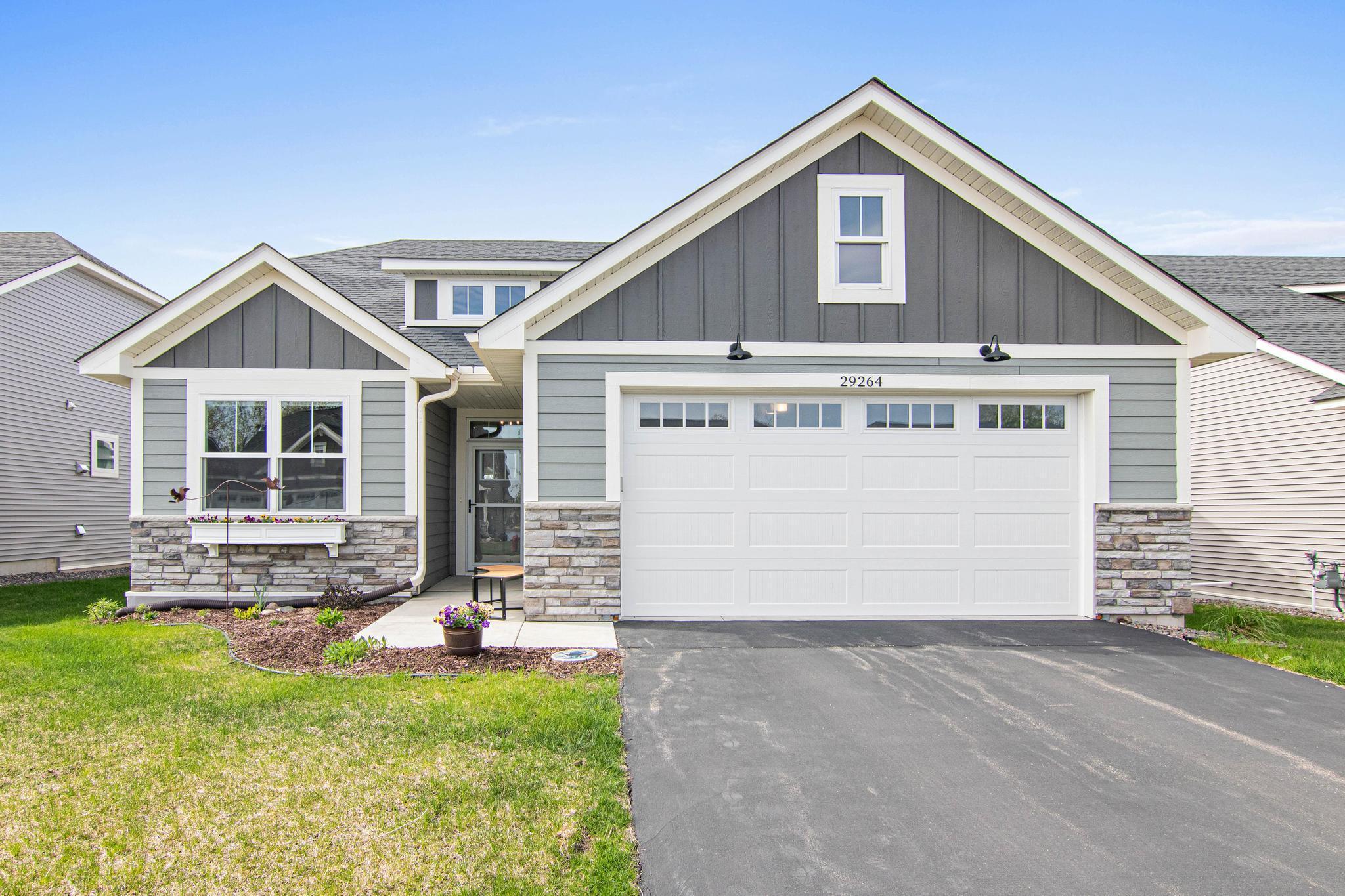 Welcome to 29264 Kenwood Way!