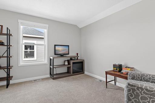 Upper level flex space