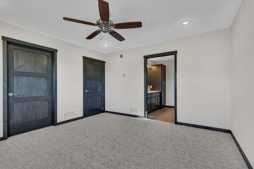 610 Lanigan Way SE, Saint Joseph, MN 56374