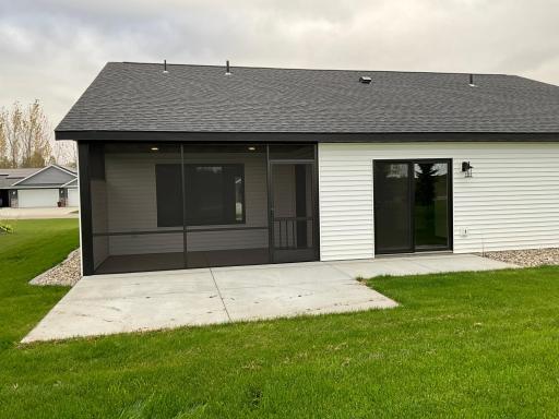 610 Lanigan Way SE, Saint Joseph, MN 56374