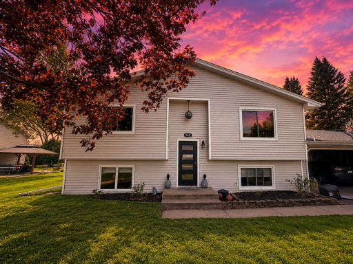 142 Canterbury Road, Circle Pines, MN 55014