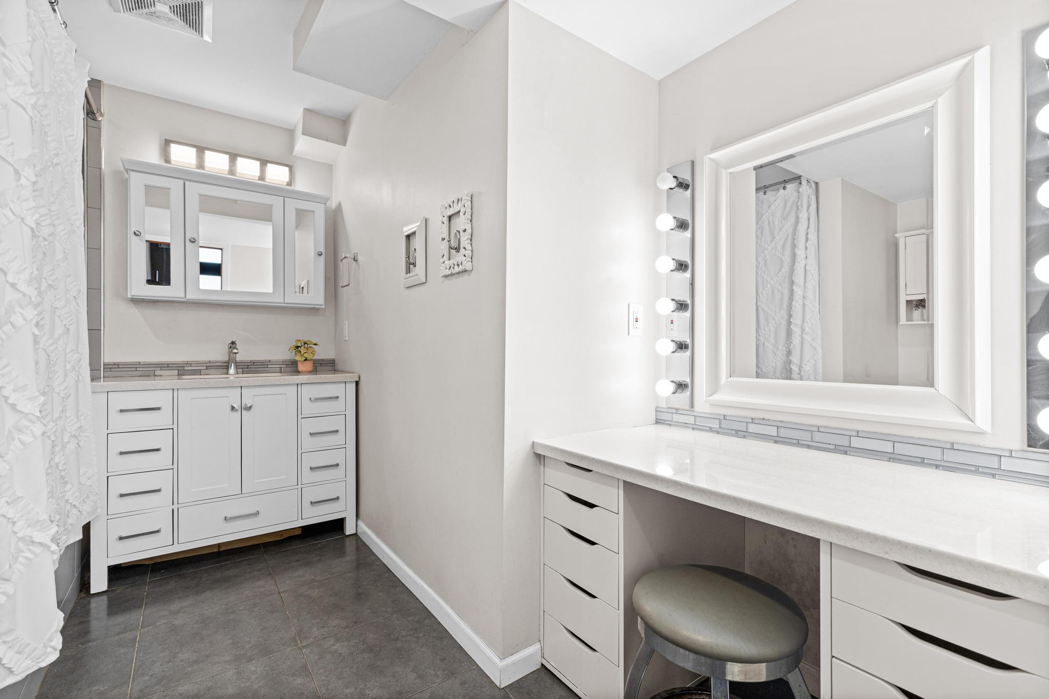 Fully remodeled downstairs full bath