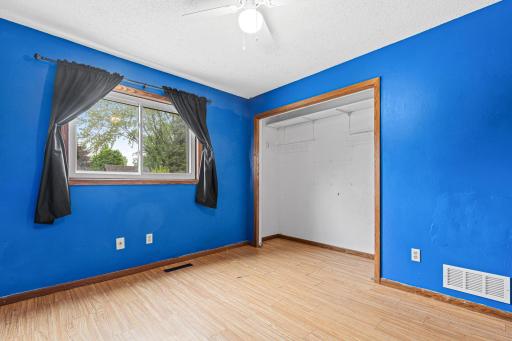 142 Canterbury Road, Circle Pines, MN 55014