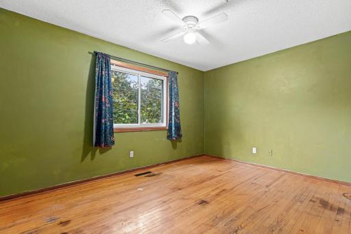 142 Canterbury Road, Circle Pines, MN 55014