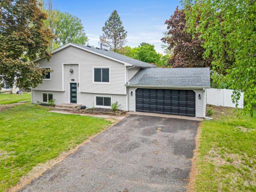 142 Canterbury Road, Circle Pines, MN 55014