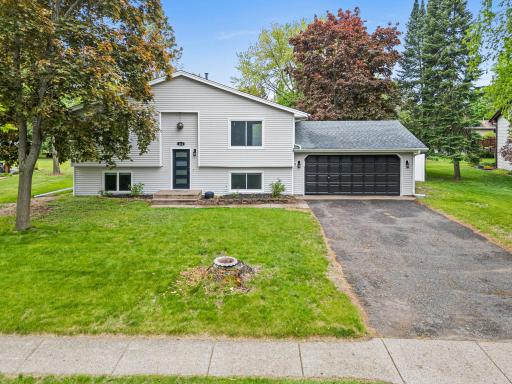 142 Canterbury Road, Circle Pines, MN 55014