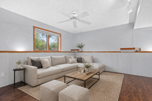 142 Canterbury Road, Circle Pines, MN 55014