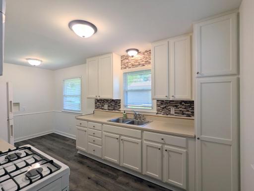 1326 Clarence Street, Saint Paul, MN 55106