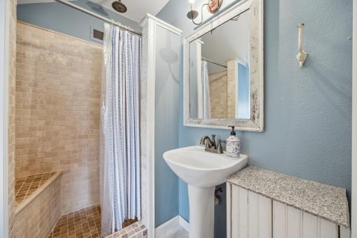 1115 14th Street N, Fargo, ND 58102