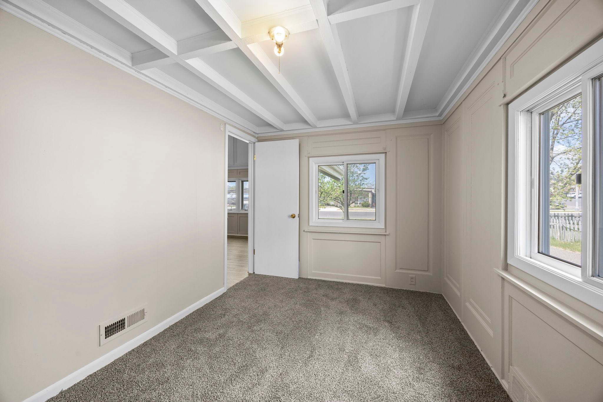 29-web-or-mls-302 Wisconsin Ave N-54.jpg