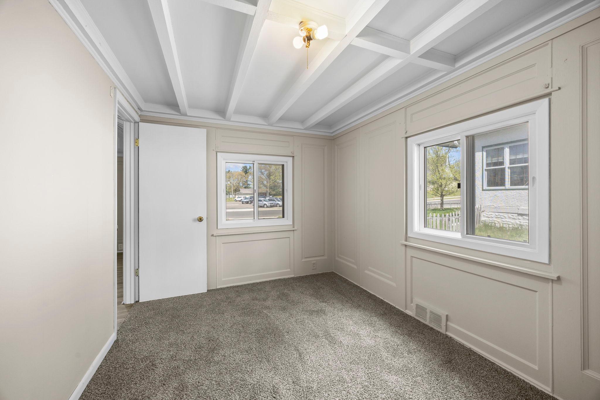 30-web-or-mls-302 Wisconsin Ave N-59.jpg