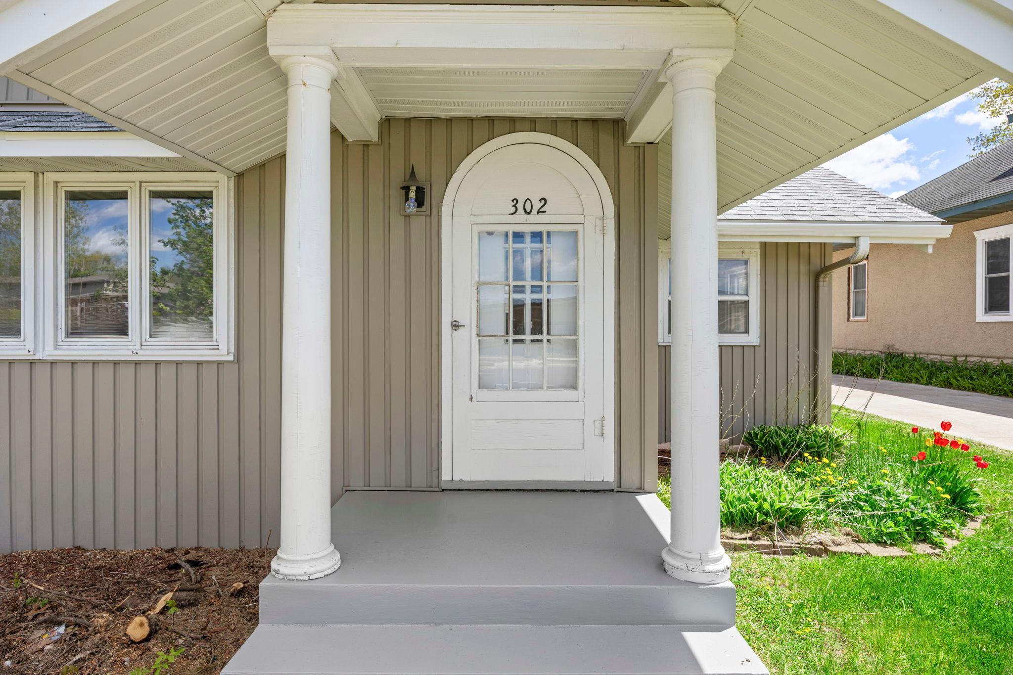16-web-or-mls-302 Wisconsin Ave N-166.jpg