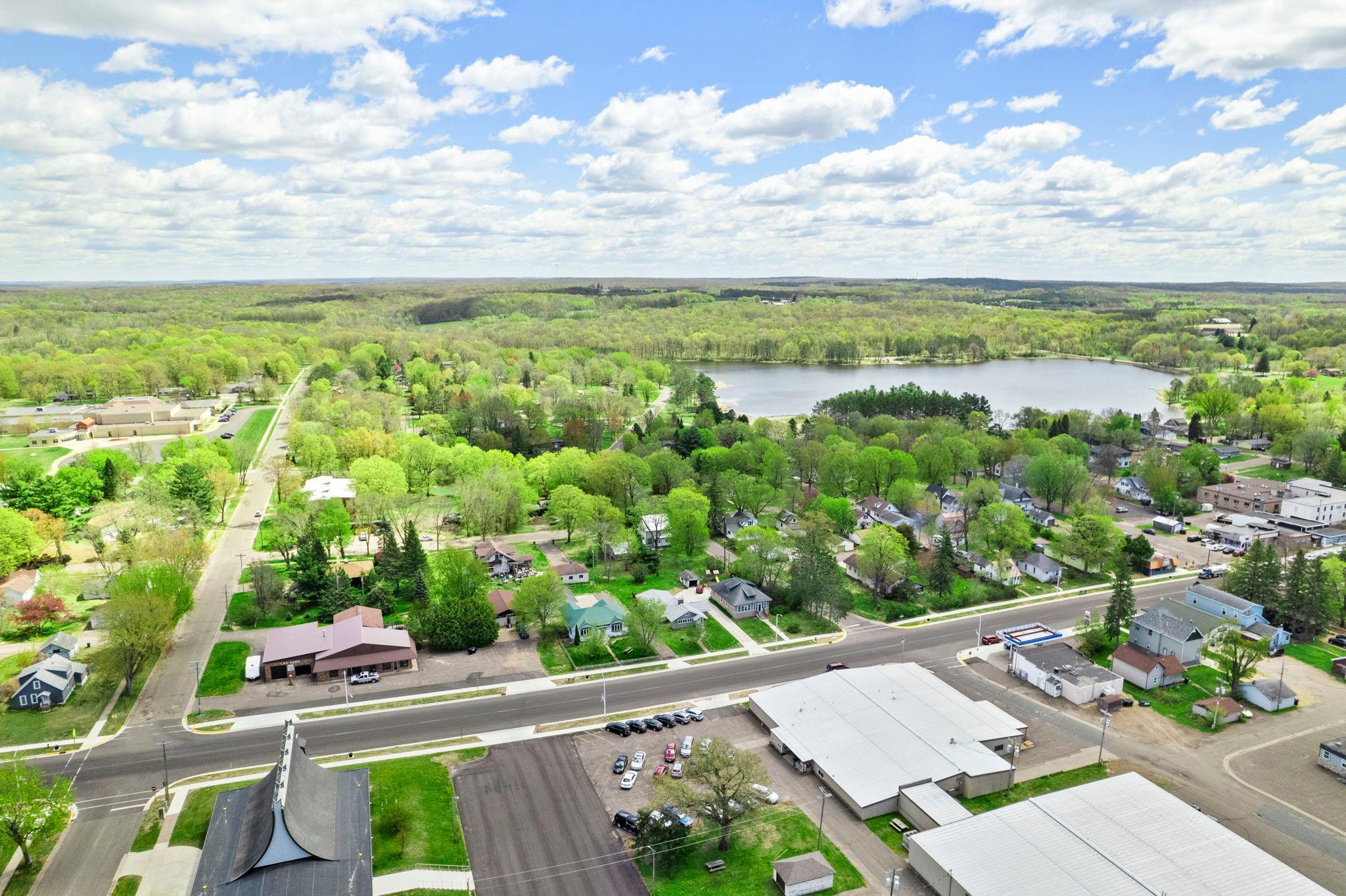 59-web-or-mls-302 Wisconsin Ave N-258.jpg