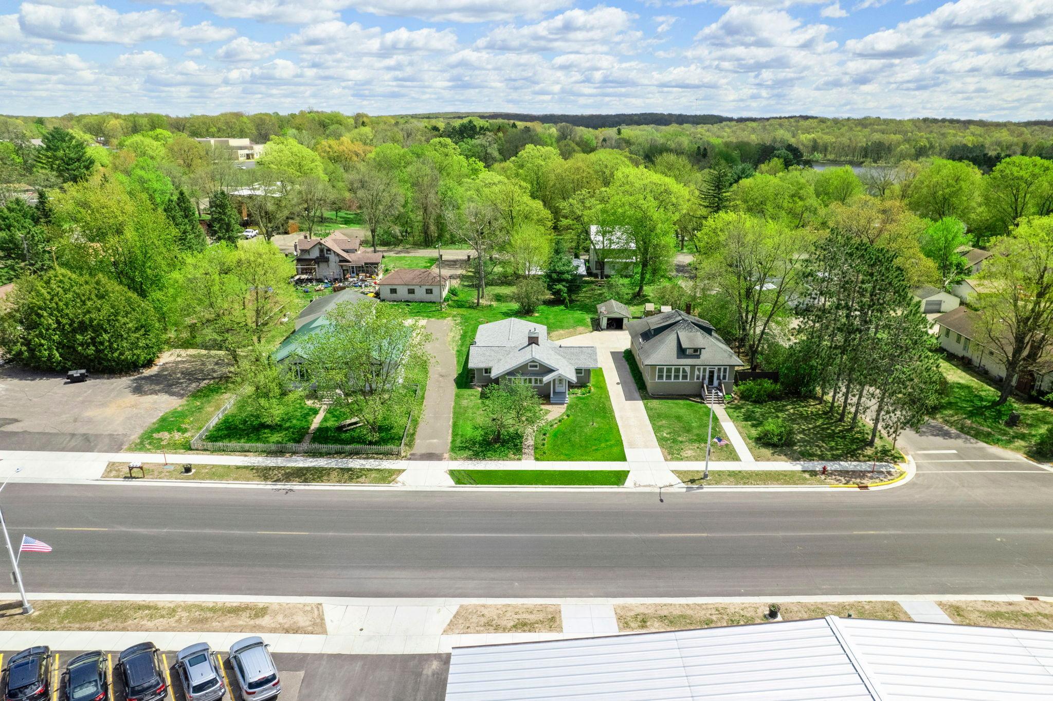 5-web-or-mls-302 Wisconsin Ave N-246.jpg