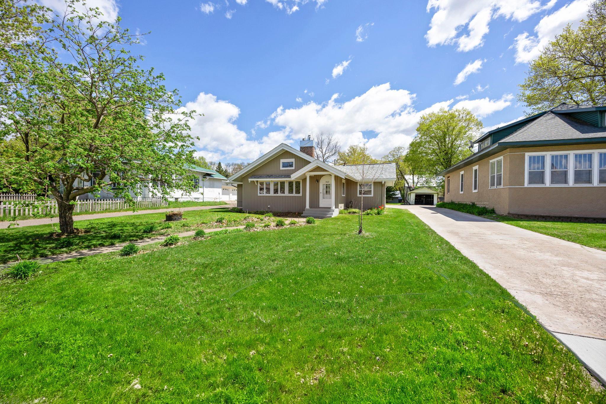 7-web-or-mls-302 Wisconsin Ave N-141.jpg