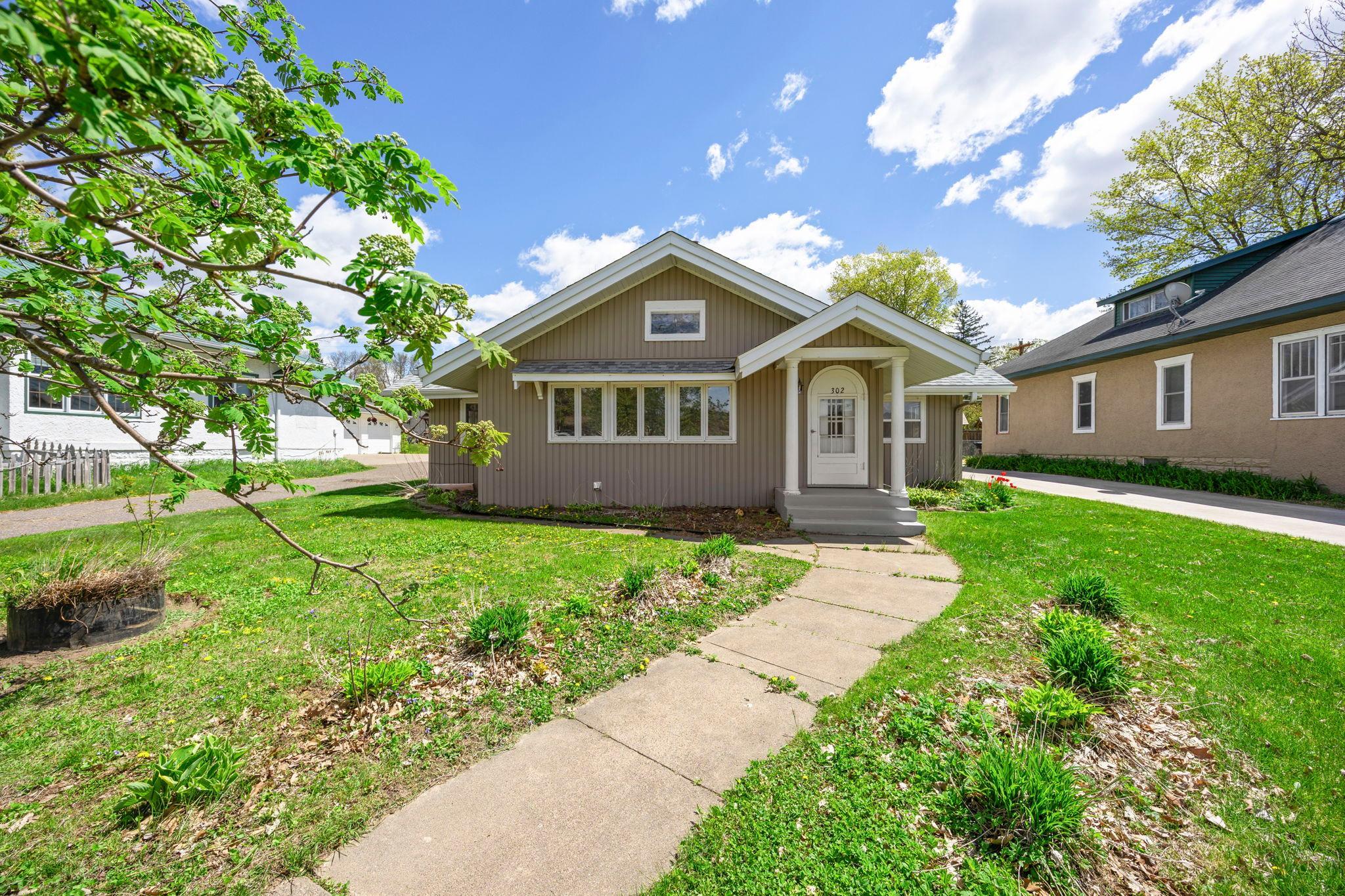 12-web-or-mls-302 Wisconsin Ave N-151.jpg