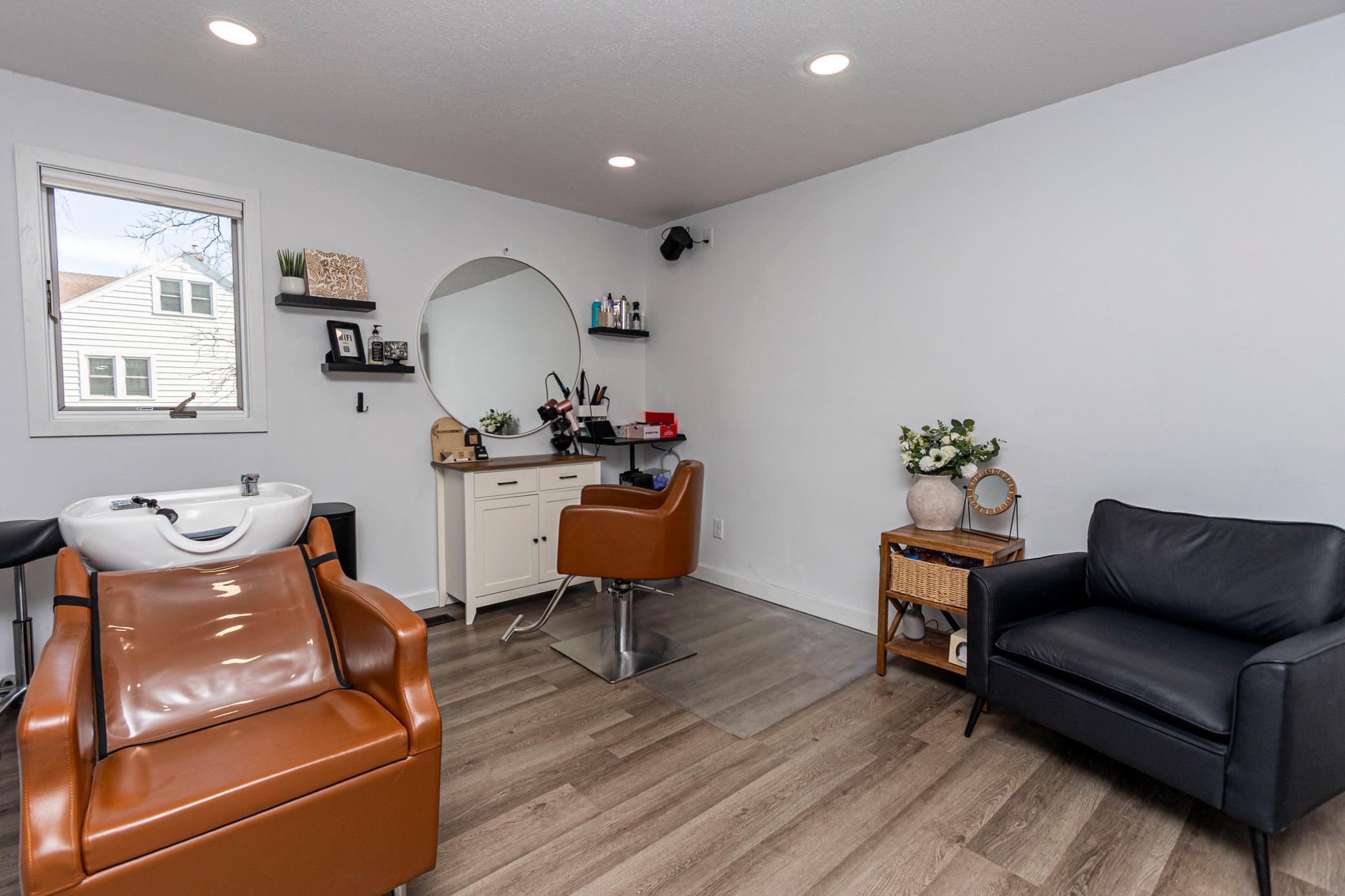 Suite 2