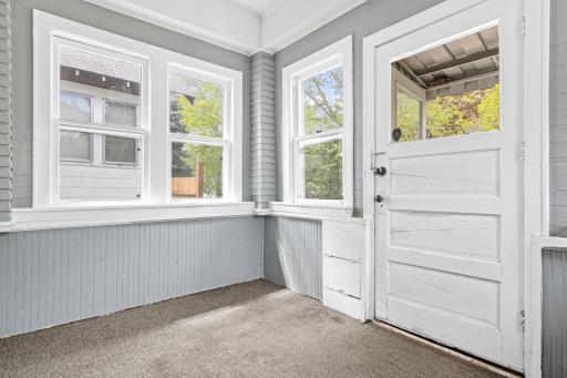 1700 Reaney Avenue, Saint Paul, MN 55106