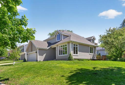 1052 Foxcroft Circle SW, Rochester, MN 55902