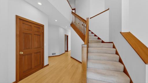 1052 Foxcroft Circle SW, Rochester, MN 55902
