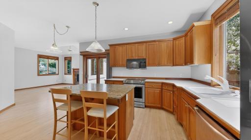 1052 Foxcroft Circle SW, Rochester, MN 55902