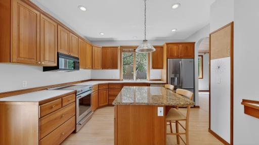 1052 Foxcroft Circle SW, Rochester, MN 55902