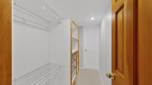 1052 Foxcroft Circle SW, Rochester, MN 55902