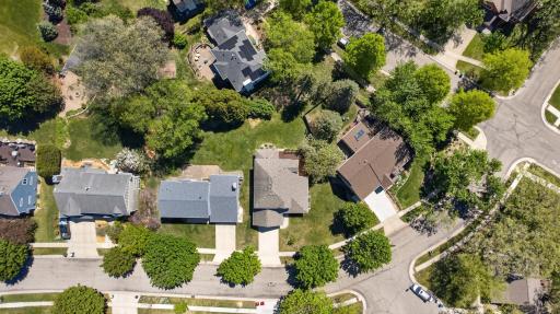 1052 Foxcroft Circle SW, Rochester, MN 55902