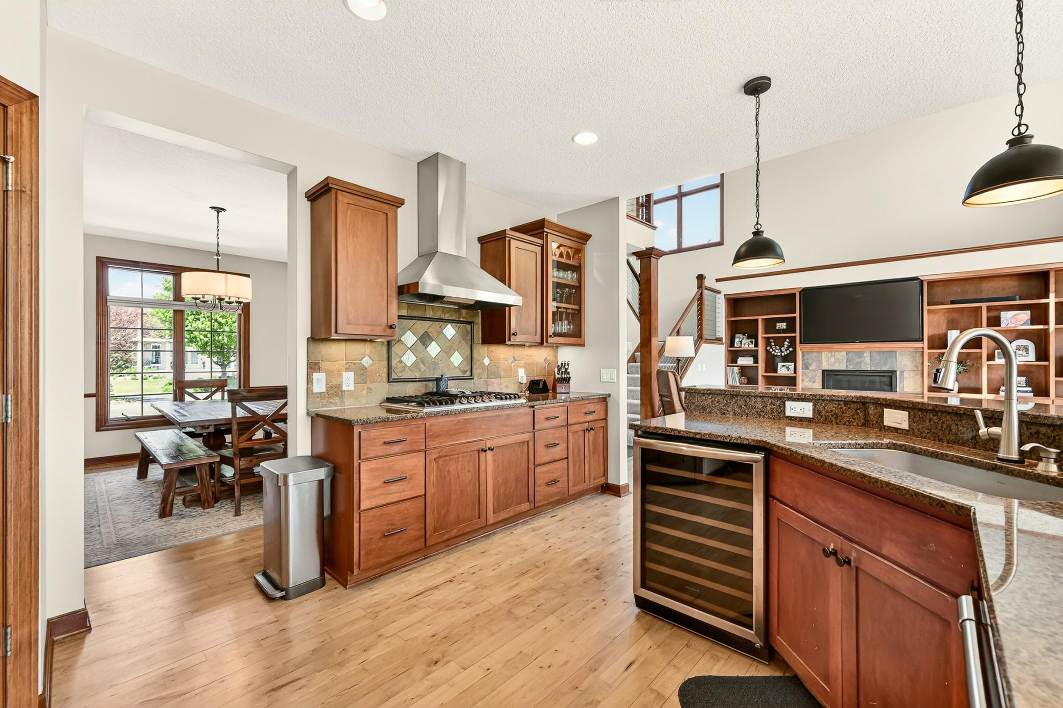 Kitchen 2.jpg
