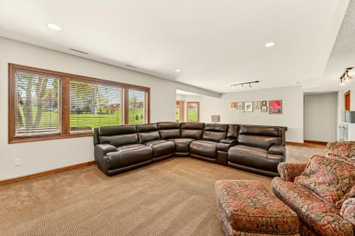 1046 Maplebeck Place NE, Byron, MN 55920