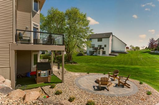 1046 Maplebeck Place NE, Byron, MN 55920