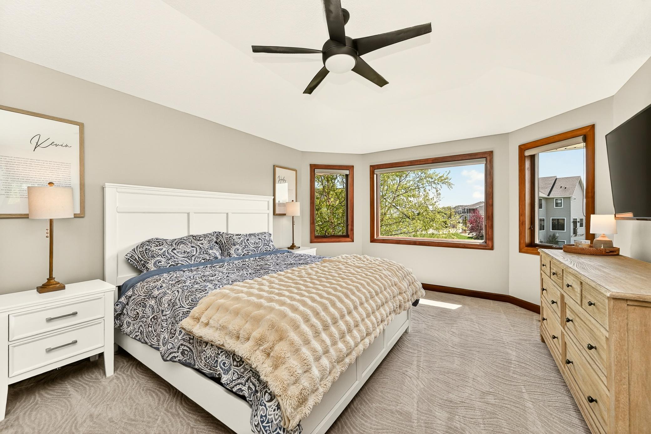 Primary bedroom 2.jpg
