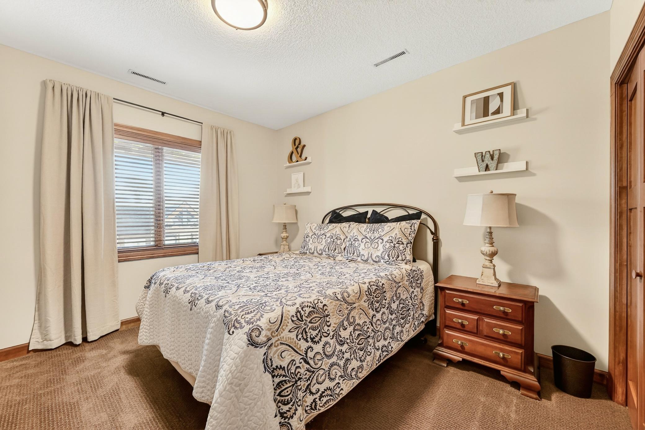 Bedroom 4.jpg
