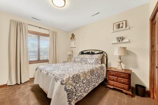 1046 Maplebeck Place NE, Byron, MN 55920