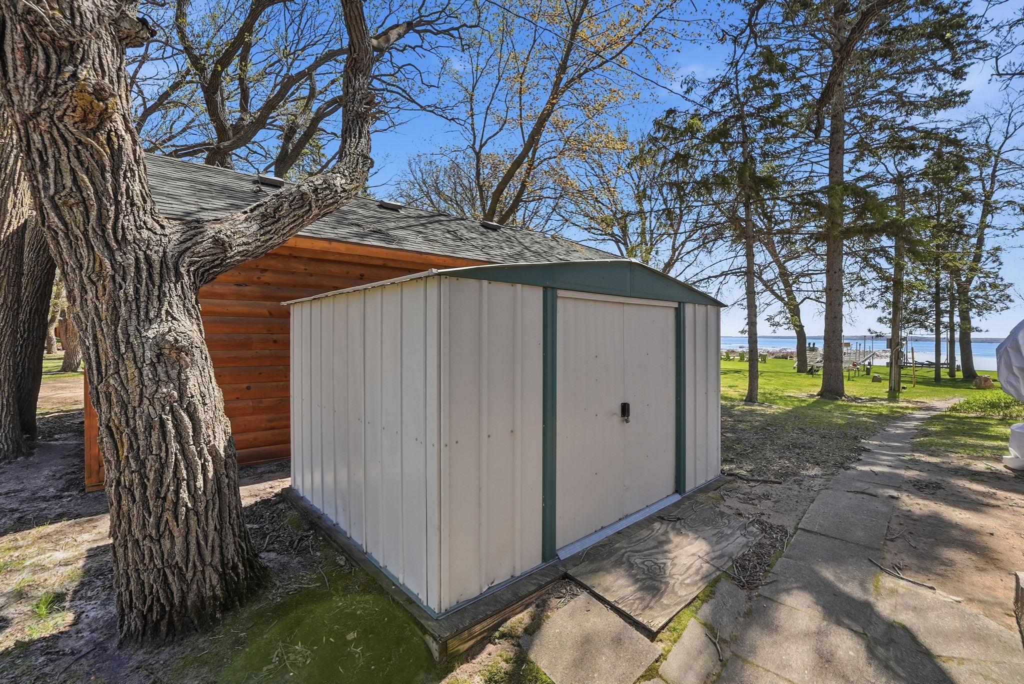 15439 Dittberners Creek Road NW Miltona MN Storage shed included
