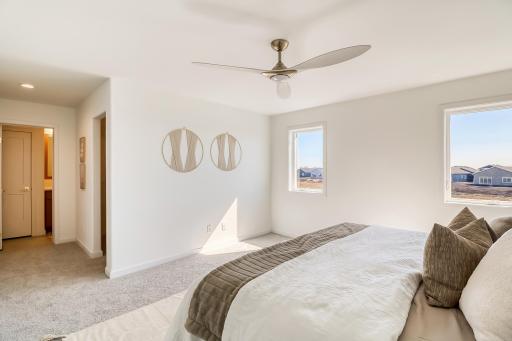 Master Bedroom1_3.jpg