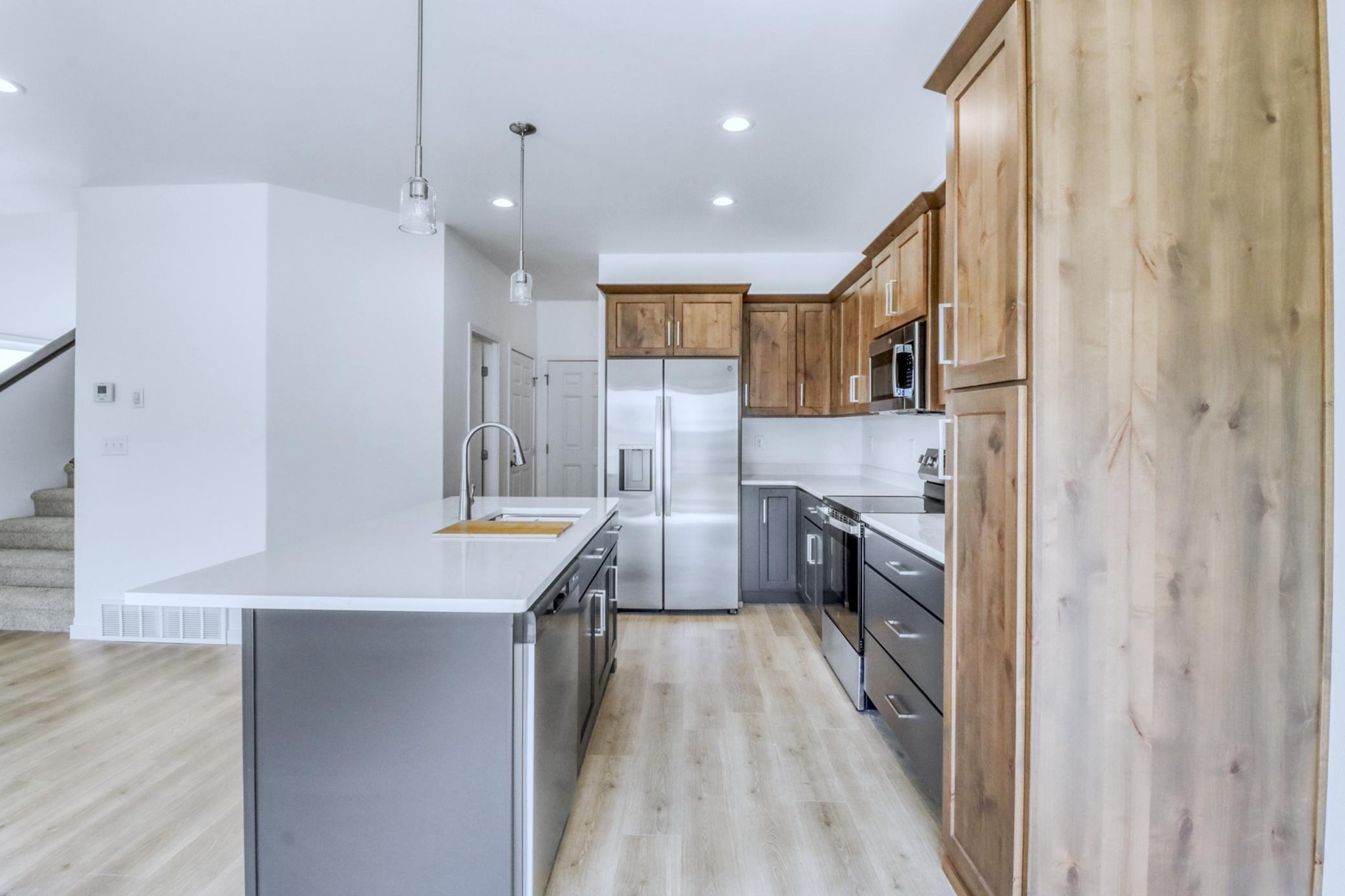 Kitchen1_4.JPG
