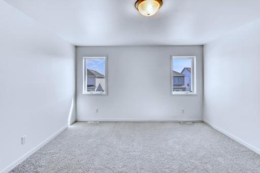 6856 Belding Drive S, Fargo, ND 58104