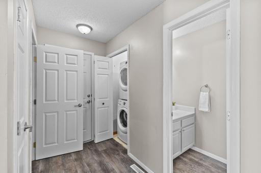 837 Summer Pines Circle, Hudson, WI 54016