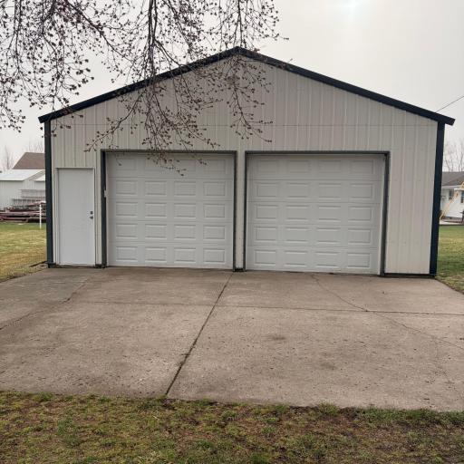 10 George Street E, Maple Lake, MN 55358